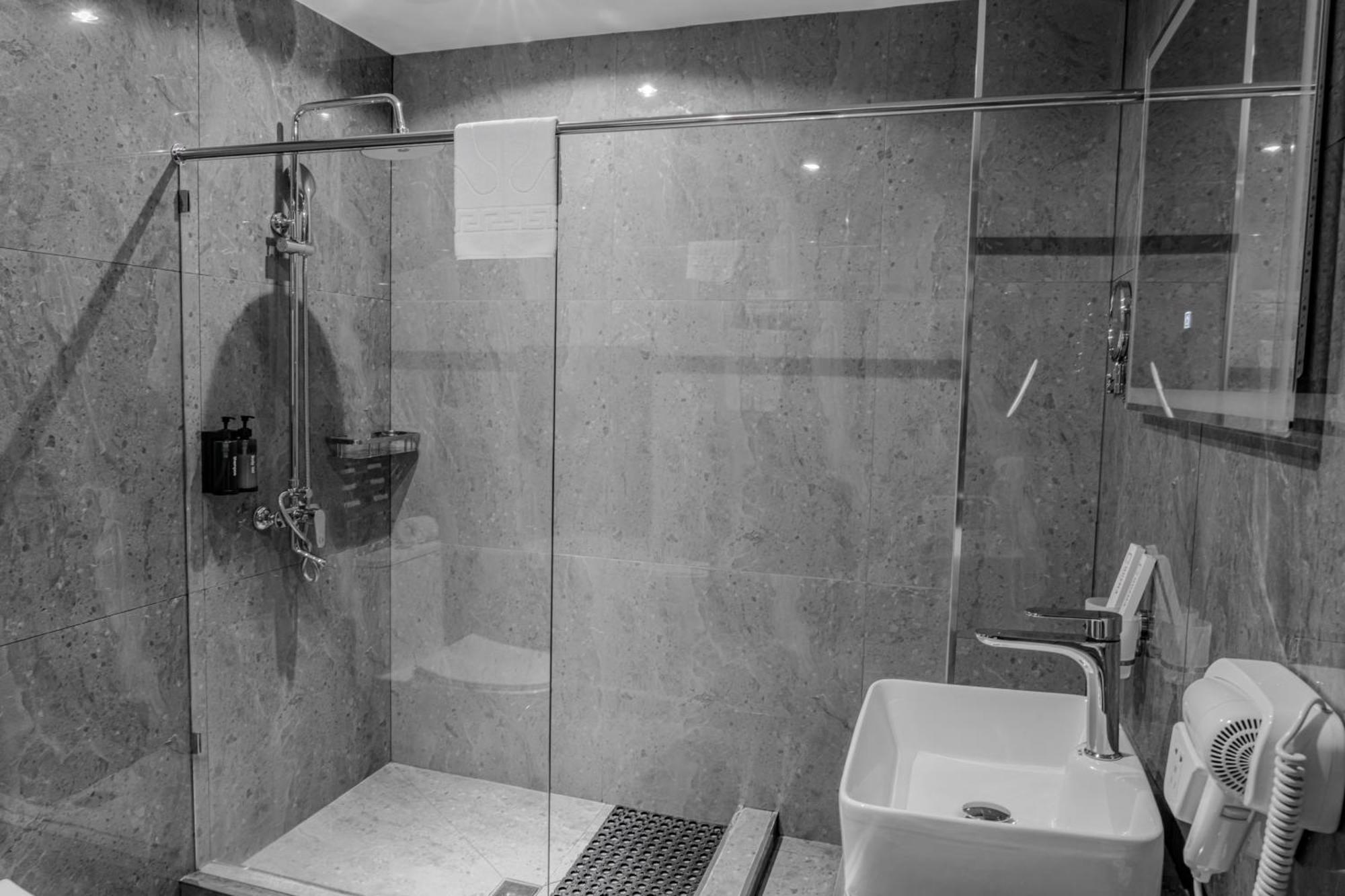 Husma Hotel & Spa Tashkent Exterior photo